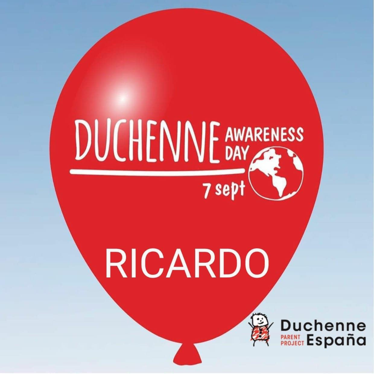 Motril muestra su apoyo en el Da Mundial de Concienciacin sobre la Enfermedad de Duchenne, con el caso del motrileo Ricardo Romero y su familia como protagonista
